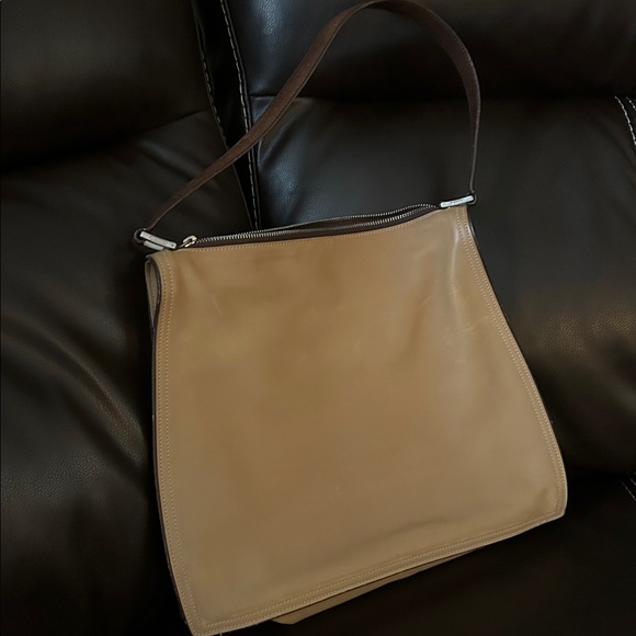 Vintage Coach Monterey Zip 6143 Tan Leather Shoulder Bag 1999 Trapeze - Picture 3 of 10